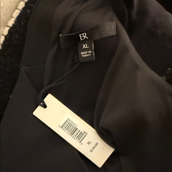 Banana Republic - Classic LBD - Classy and so comfy! - Picture 6 of 10